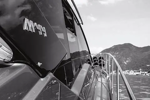 Cranchi M44 HT, extérieur — Luxury Yachts St. Tropez, Saint-Tropez. Escapade rapide entre golfe et criques de Pampelonne