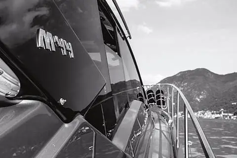 Cranchi M44 HT, extérieur — Luxury Yachts St. Tropez, Saint-Tropez. Escapade rapide entre golfe et criques de Pampelonne