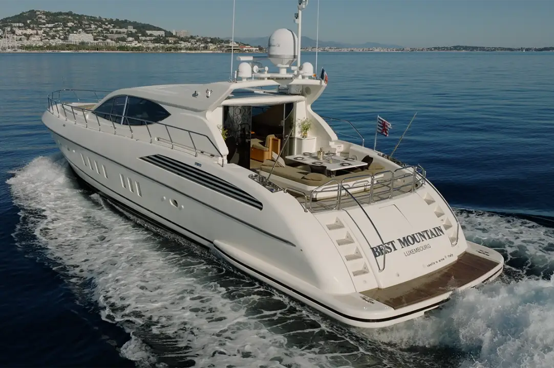 Leopard 24 — Luxury Yachts St. Tropez, Saint-Tropez. 24 Metres Built For Gulf Anchorages And Island Runs