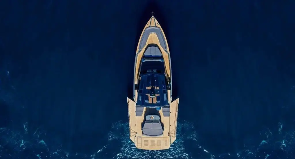 Okean 55, extérieur — Luxury Yachts St. Tropez, Saint-Tropez. De Pampelonne à Cap Taillat, en douceur
